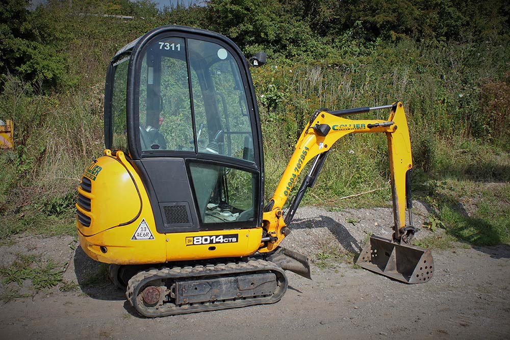 1.5 Tonne Excavator for Hire in Yorkshire